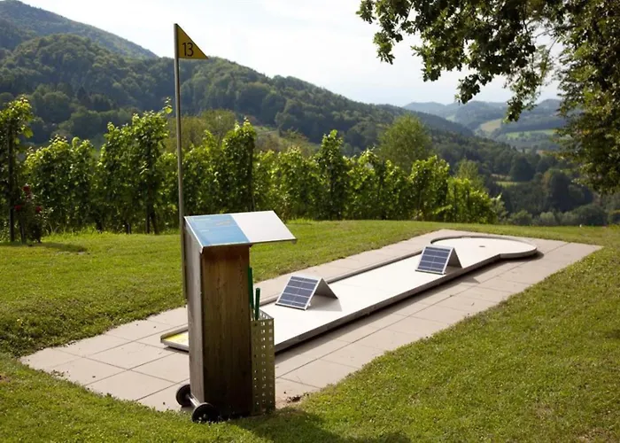 Weingut Spitzypeitler Bed and Breakfast Leutschach